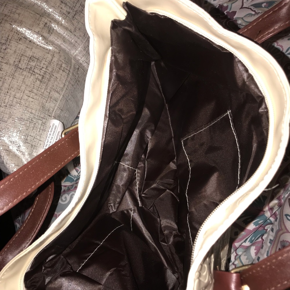 Handbag - Picture 4 of 5
